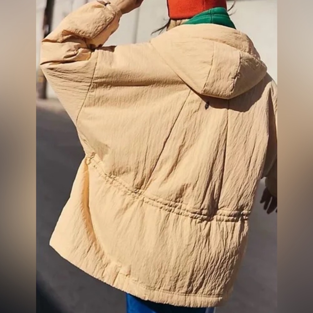 NWOT FP Movement by Free People Billie Boxy Insulated Lightweight Jacket - Picture 3 of 6